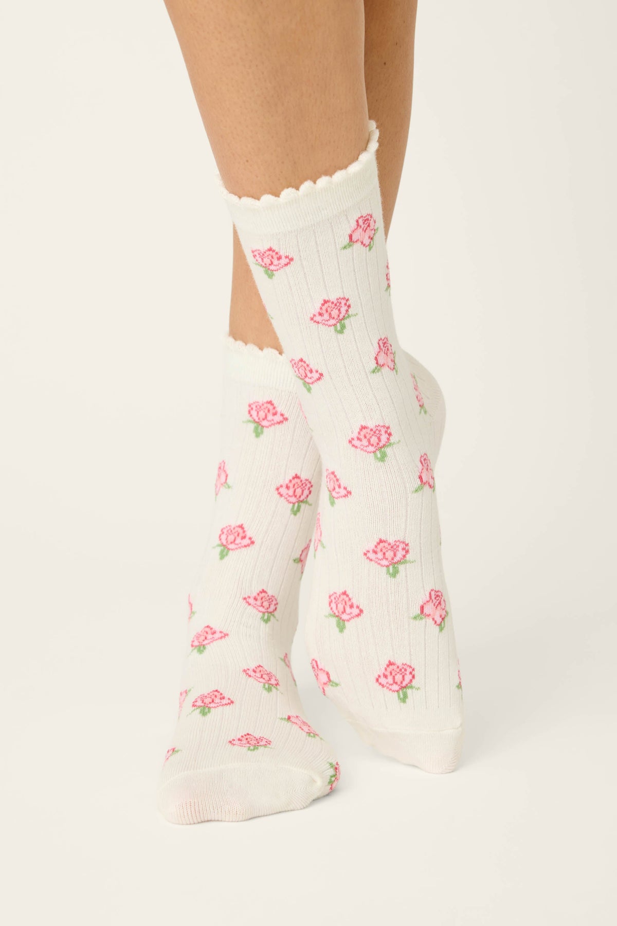 Western Blooms Roses Ribbed Crew Socks