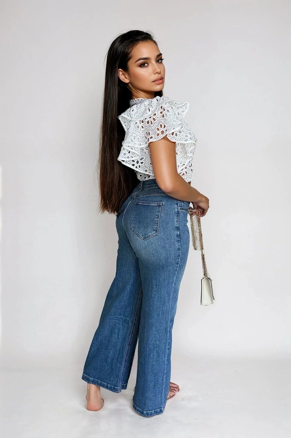 Bold Detail Button-Up Wide Leg Jeans