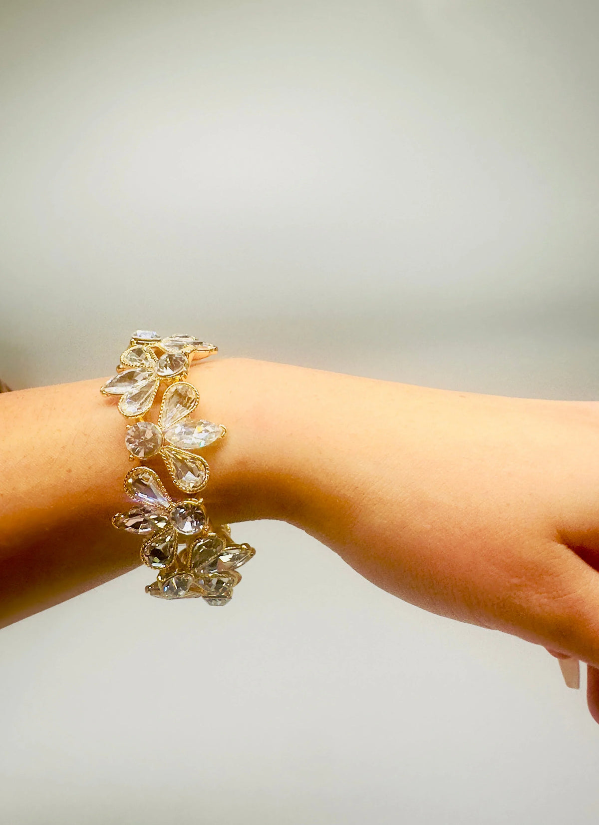 Crystal Petals Bracelet (Gold)