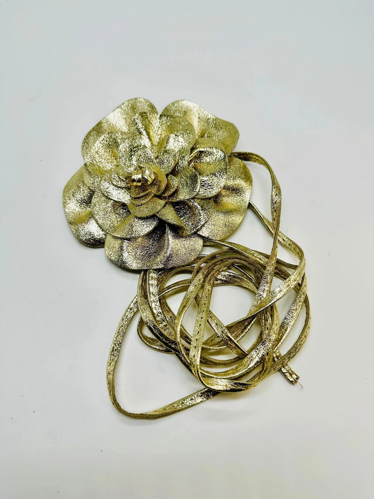 Floral Radiance Leather Wrap Belt & Choker – Gold