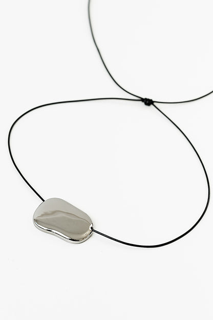 Eliza Pendent Necklace