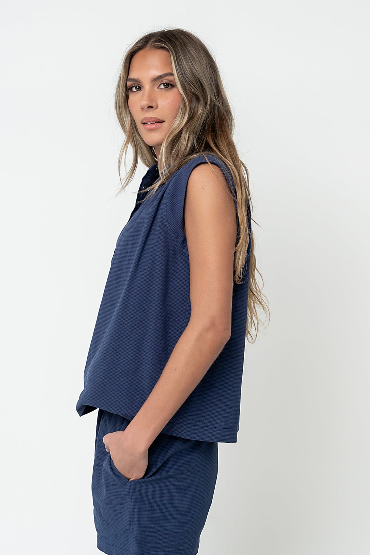 Harley Tank in Navy