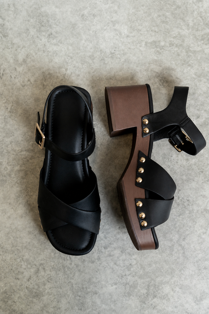 Finna Platform Heels in Black