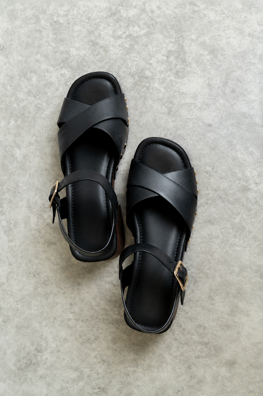 Finna Platform Heels in Black