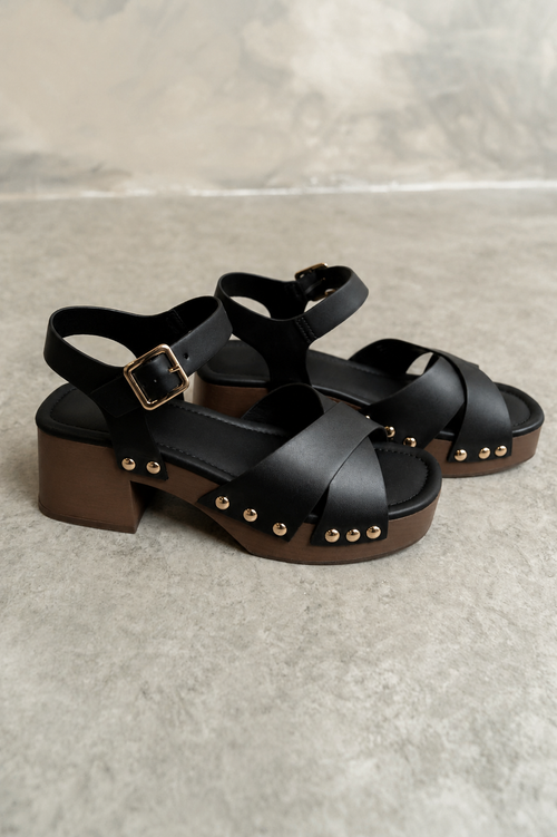 Finna Platform Heels in Black