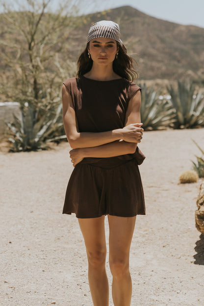 Britta Flowy Shorts in Brown