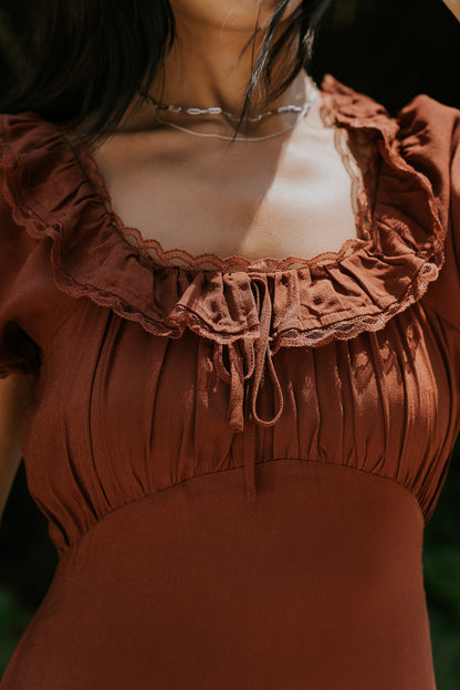 Annelise Maxi Dress in Red-Brown