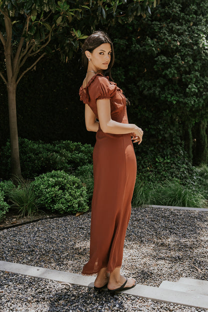 Annelise Maxi Dress in Red-Brown