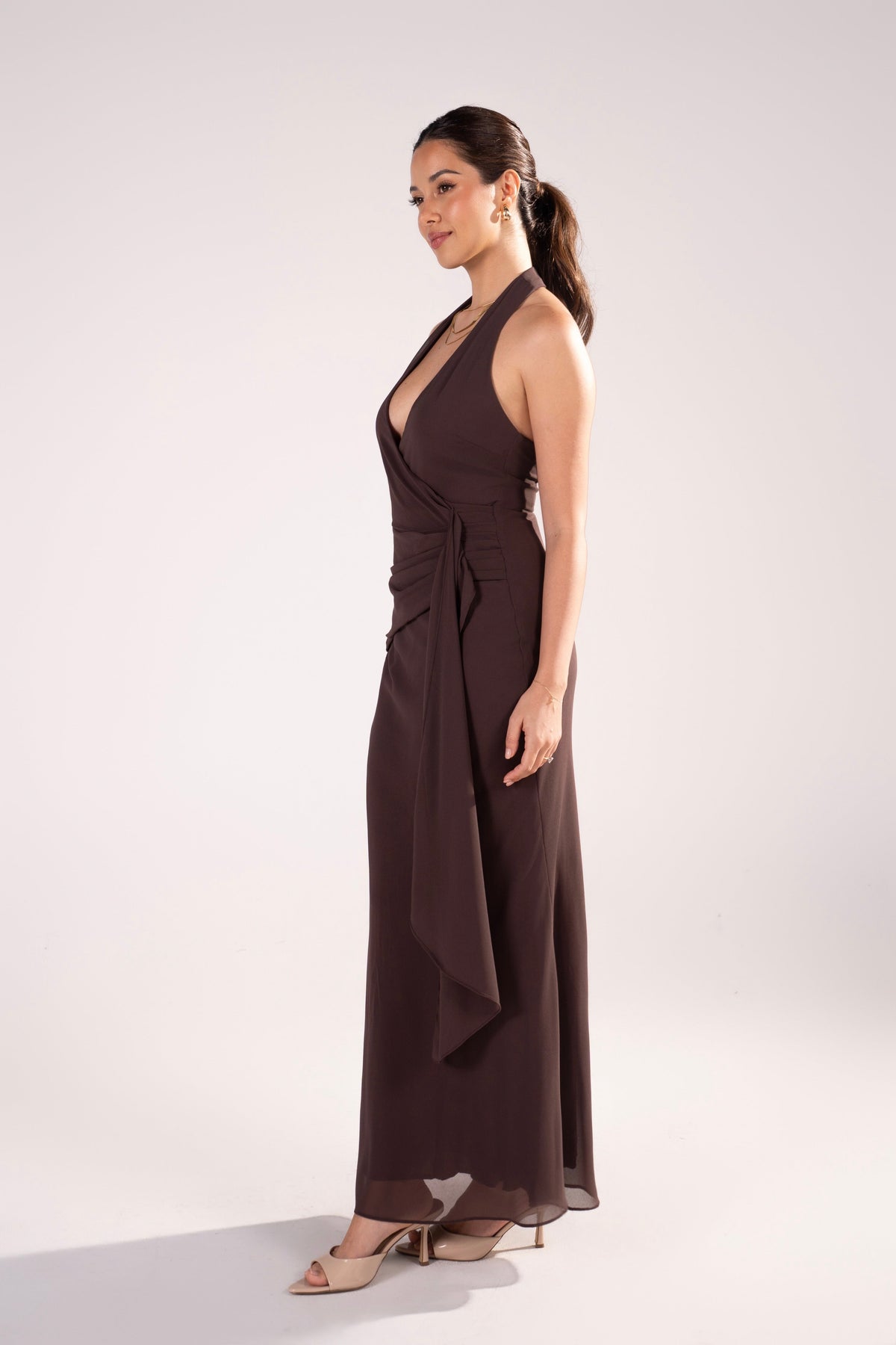 Givelle Maxi V-Neck Halter Dress