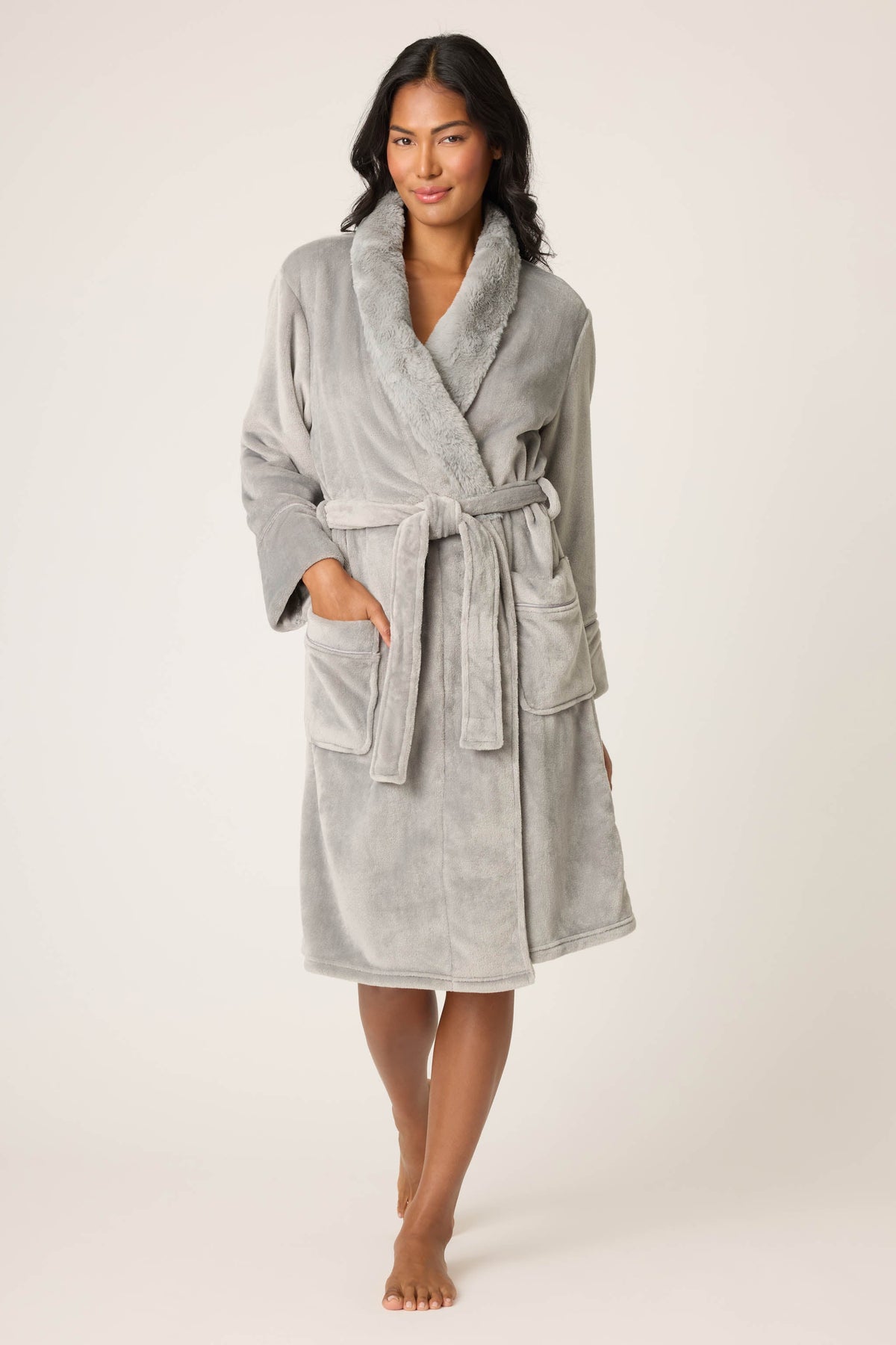 Luxe Plush Solid Frost Gray Robe