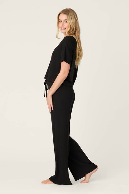 Textured Essentials Black Long Lounge Set