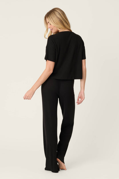 Textured Essentials Black Long Lounge Set