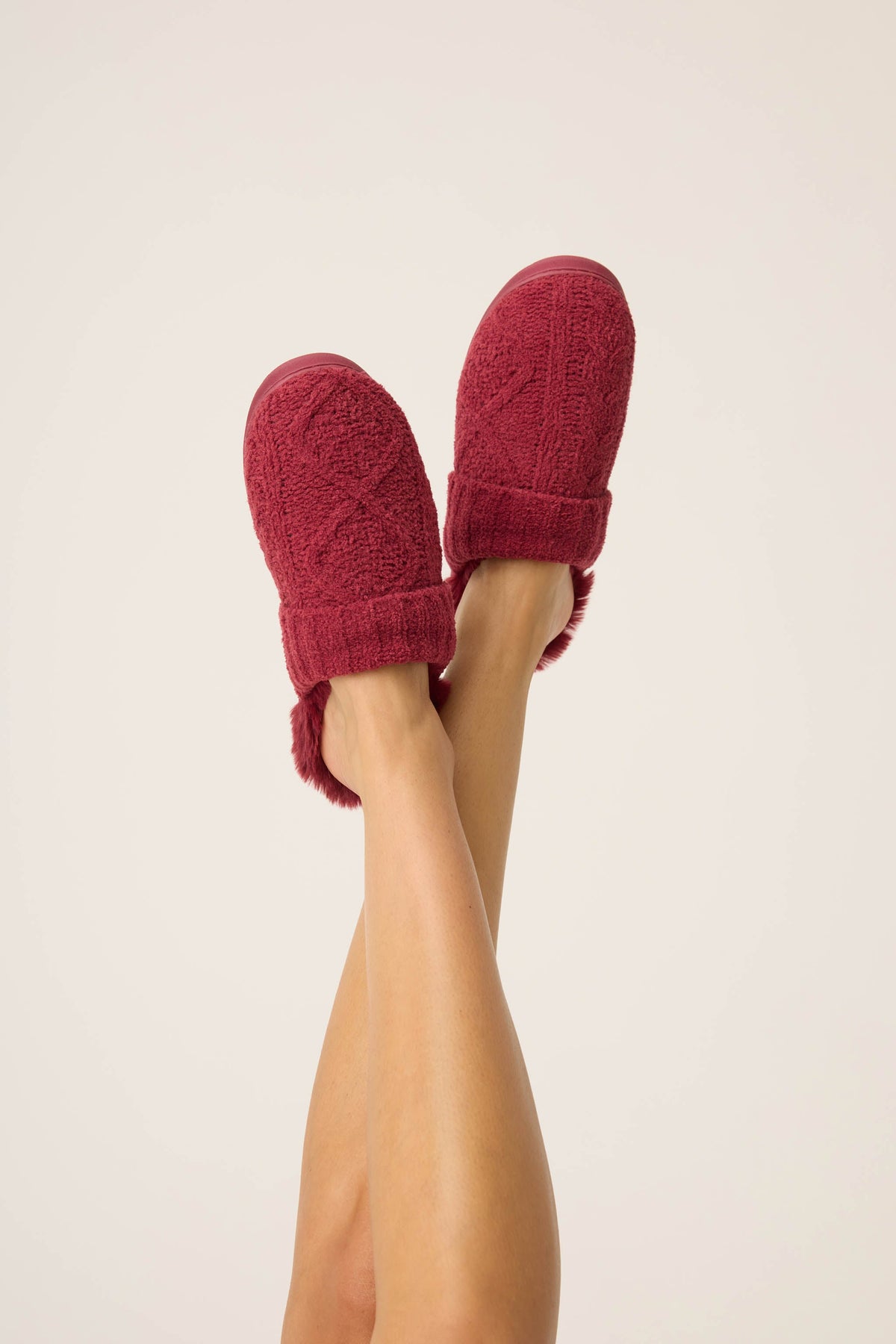 Chenille Cable Knit Port Slippers