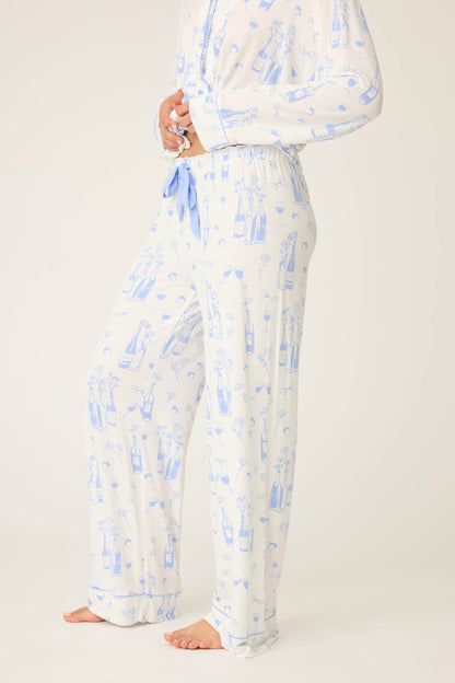 Parisian Dreams Whimsical Print Open Leg Pant