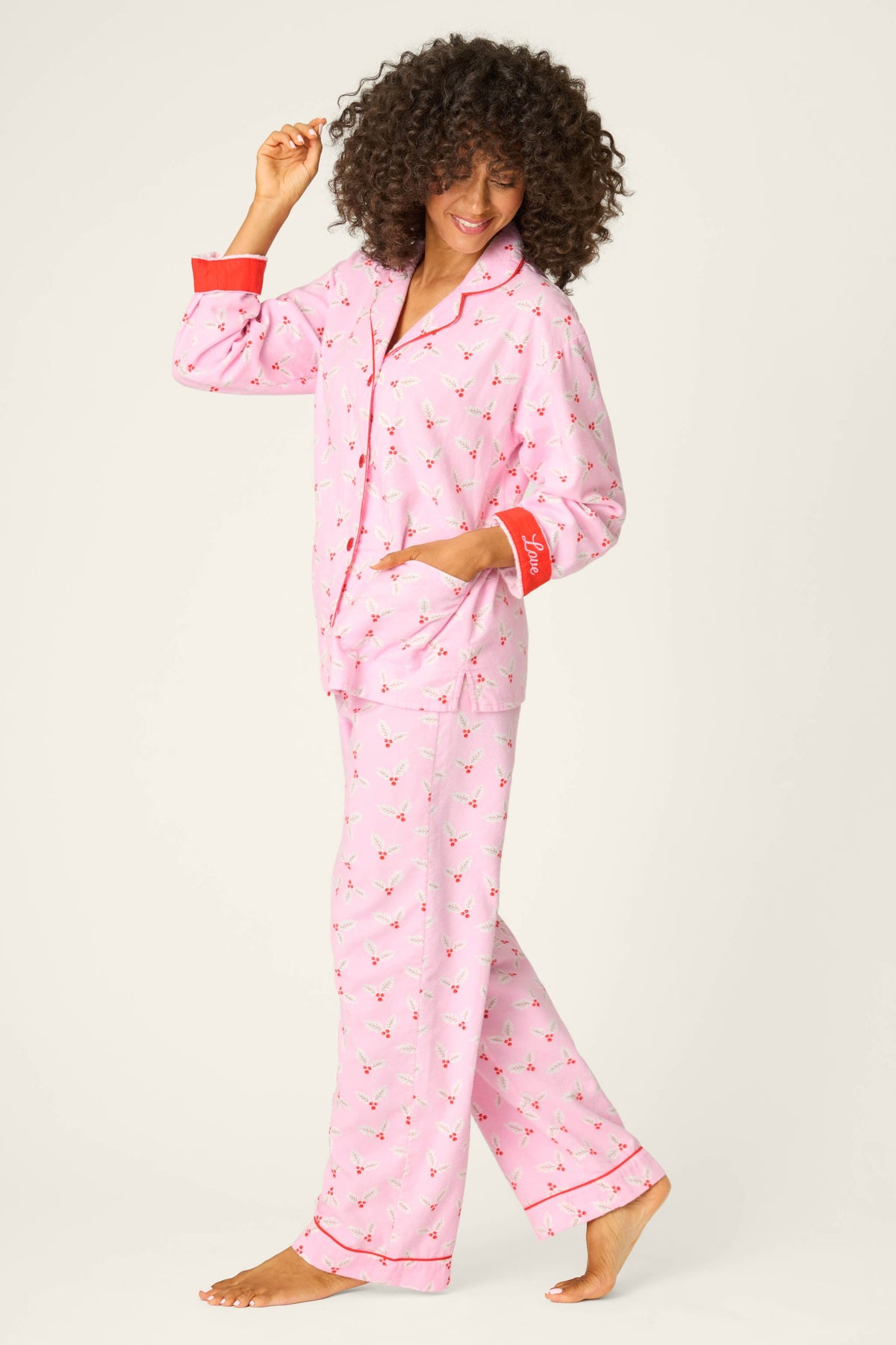 4-Piece Mistletoe Print Flannel Gift Set