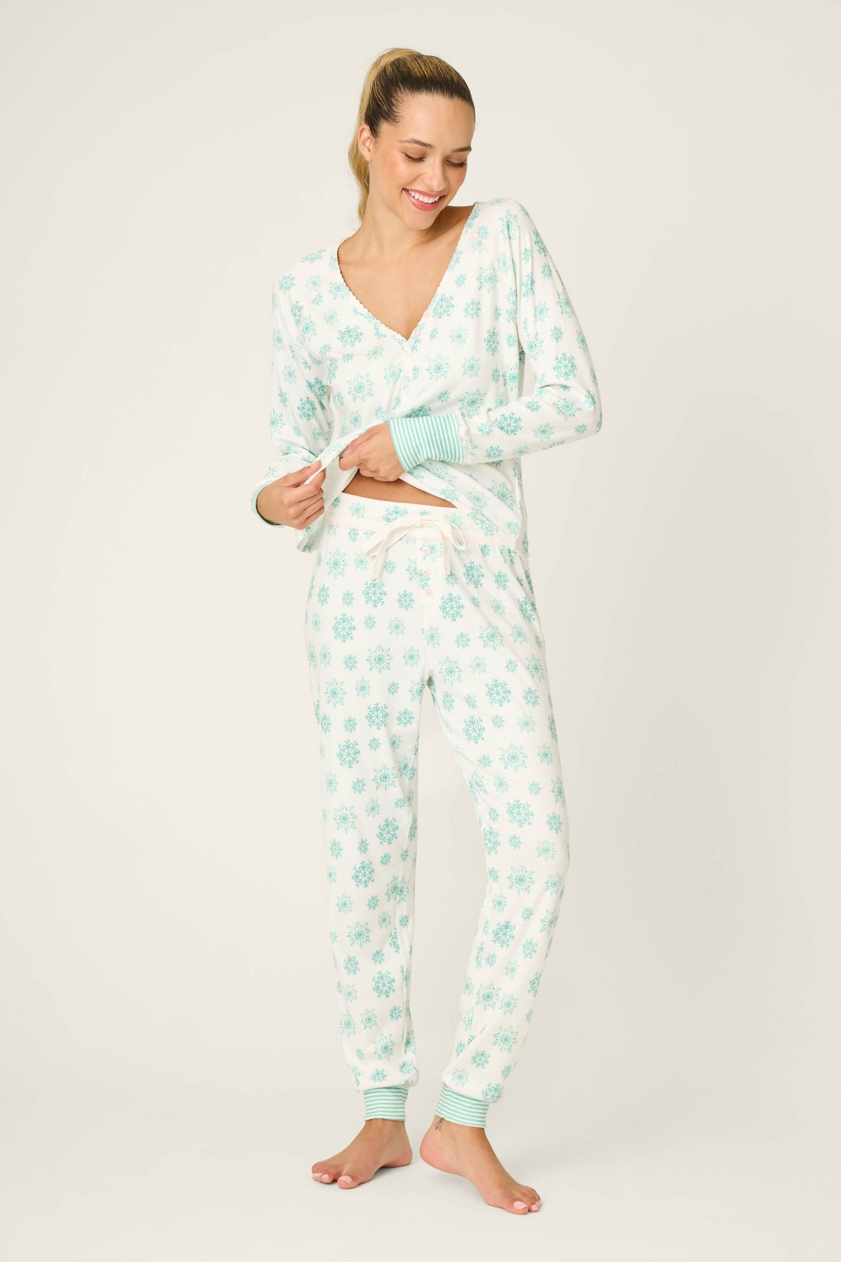 Snowflake Wishes Pointelle Banded Pants