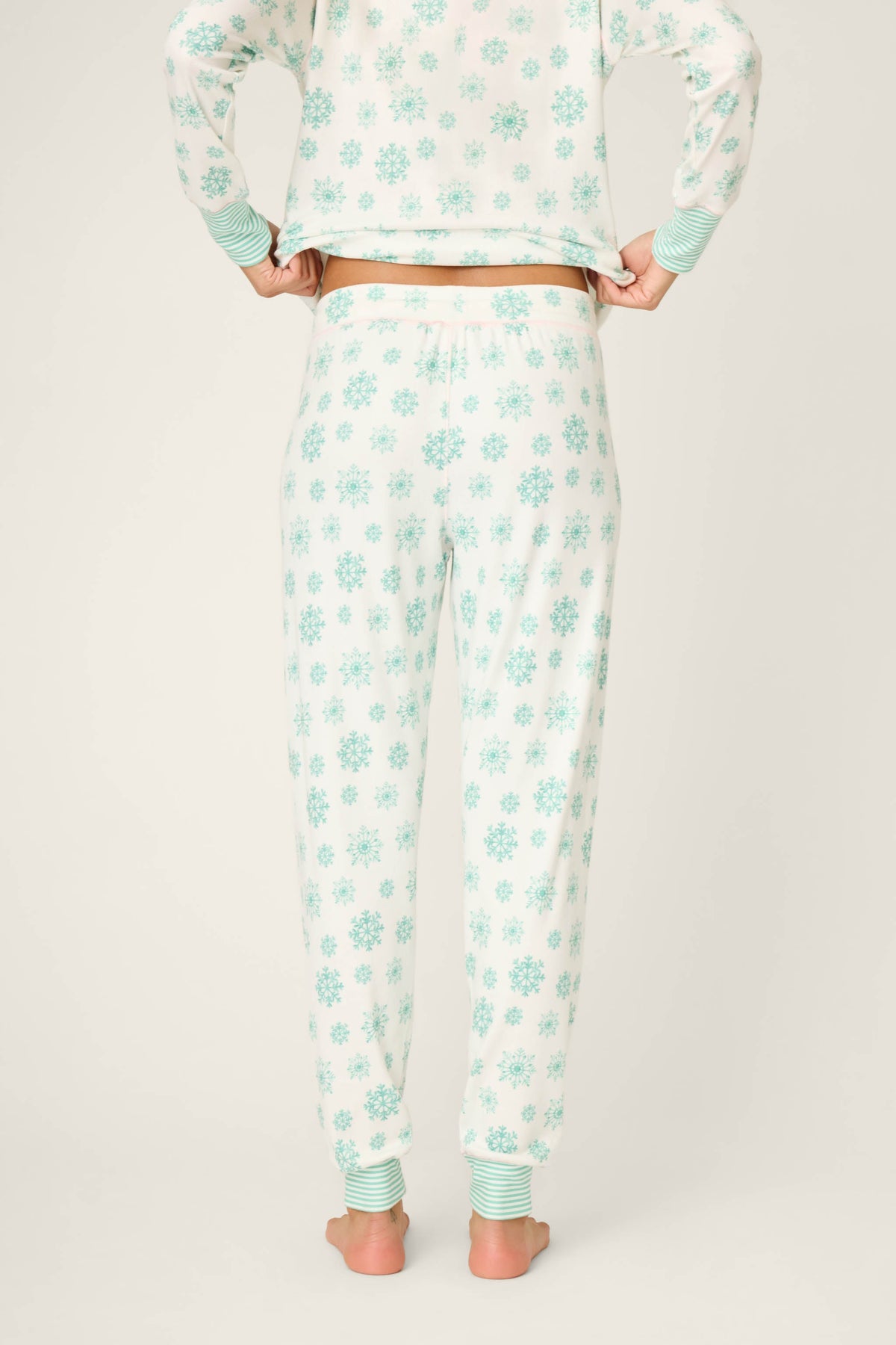Snowflake Wishes Pointelle Banded Pants