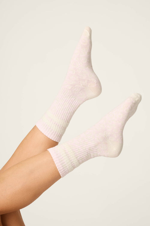 Luxe Leopard Dreams Ribbed Crew Socks