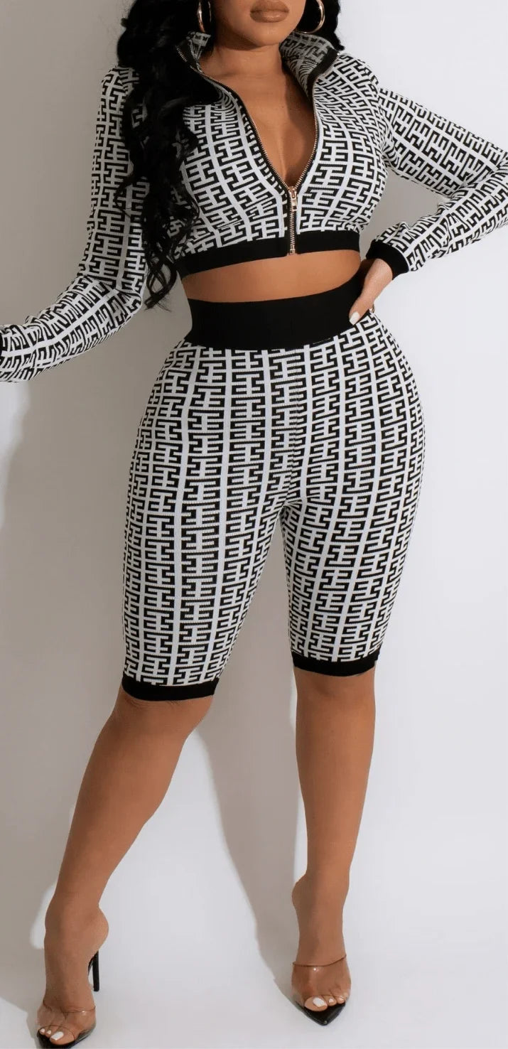 Adore Me Short Set – Chic Printed Two-Piece Outfit