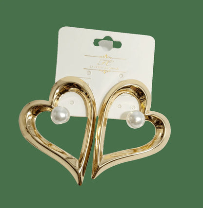 Angle in Heart Pearl Earrings (Gold)