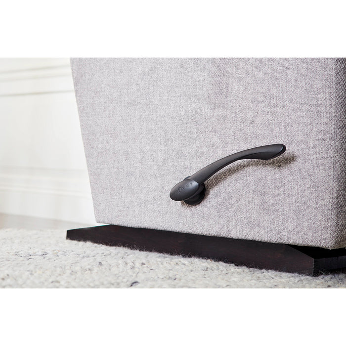 Detail view of Arc Black Handle