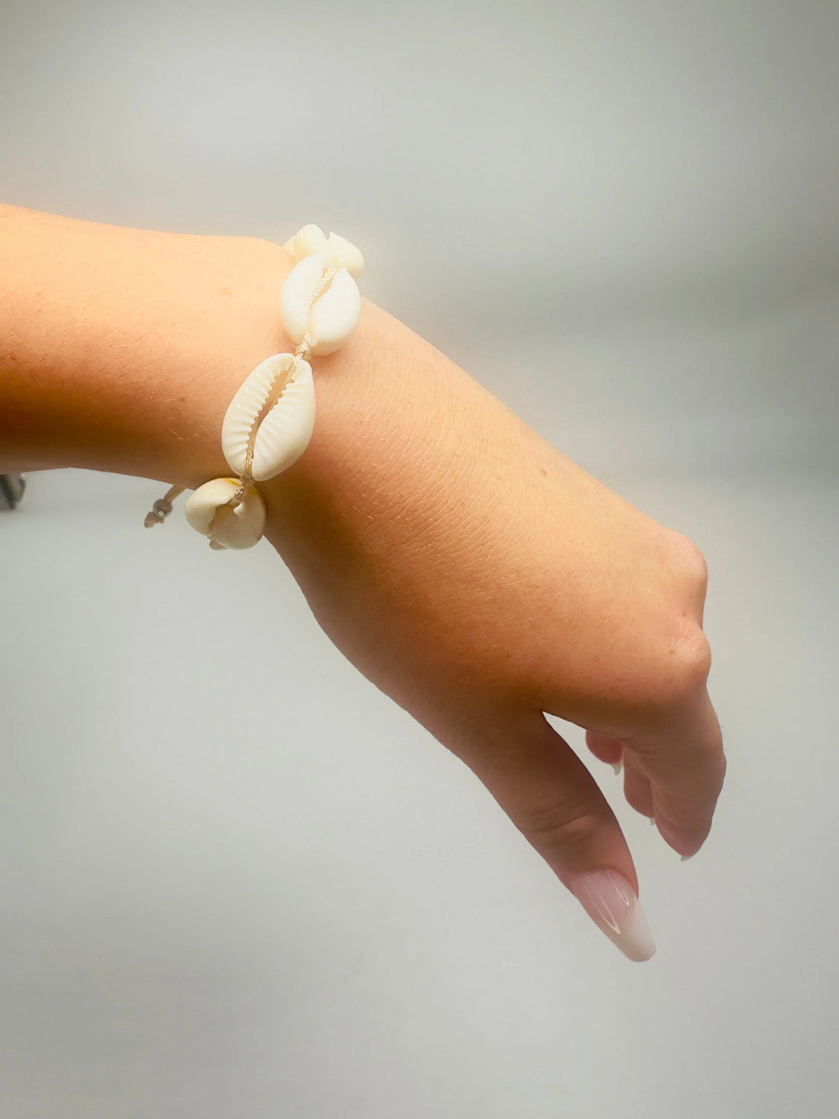 Beach Breeze Shell Bracelet