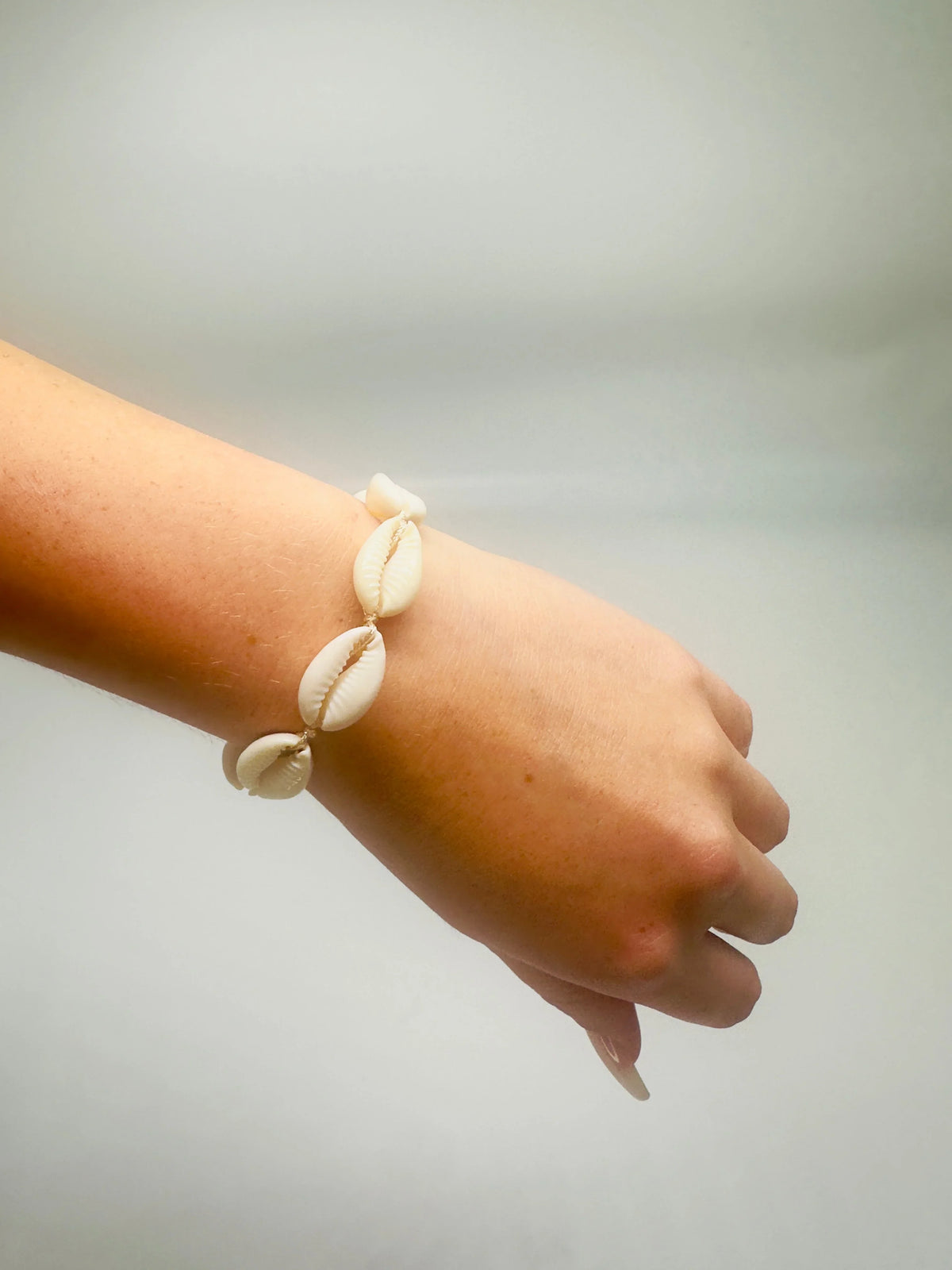 Beach Breeze Shell Bracelet