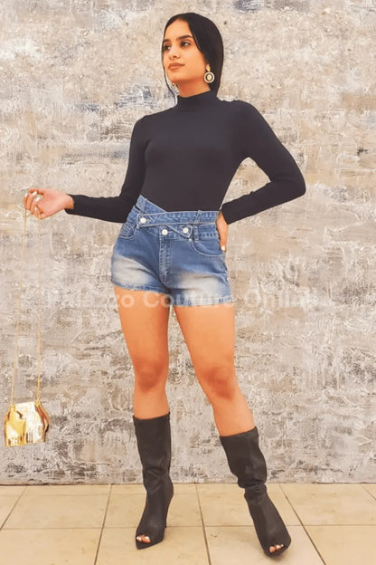 I’m Innocent Denim Shorts – Classic High-Rise Fit