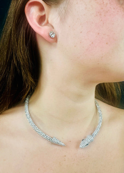 Delicate Serpentine Necklace Set (Silver) – Elegant Silver Jewelry Set