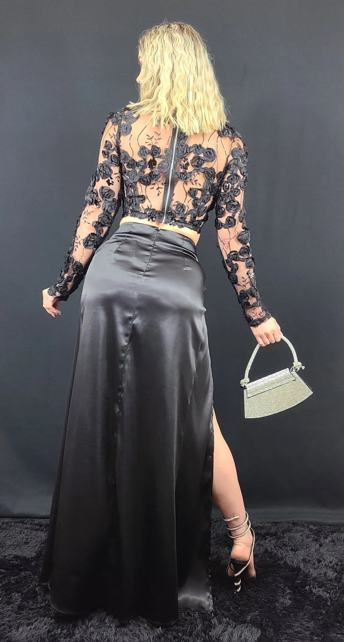 Elegant Floral Appliqué Skirt and Top Set (Black)