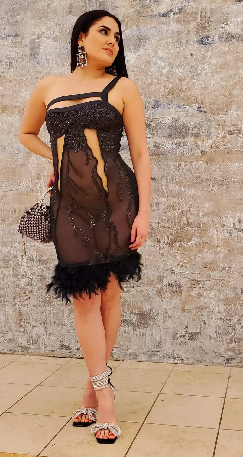 Glamour Black Mini Dress with Stretch Fit