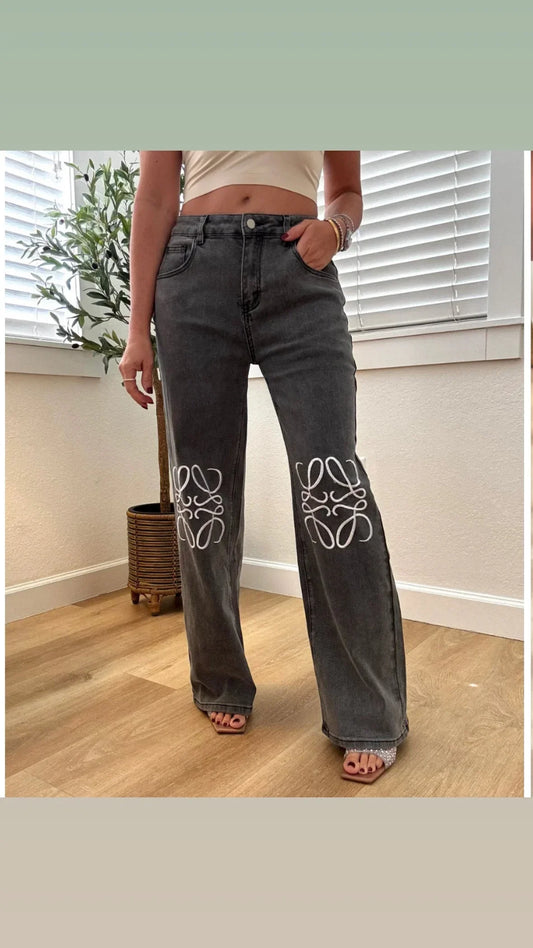 High-Rise Straight Leg Jeans with Embroidered Knee Detail - Gray
