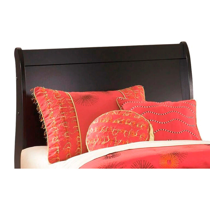 Front right view of Huey Vineyard Black Full Sleigh Headboard