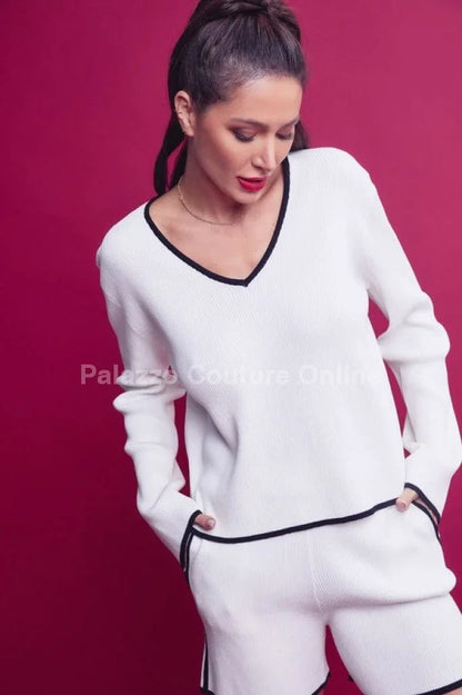 Knit long sleeve V-Neck Top and Shorts Set (White)