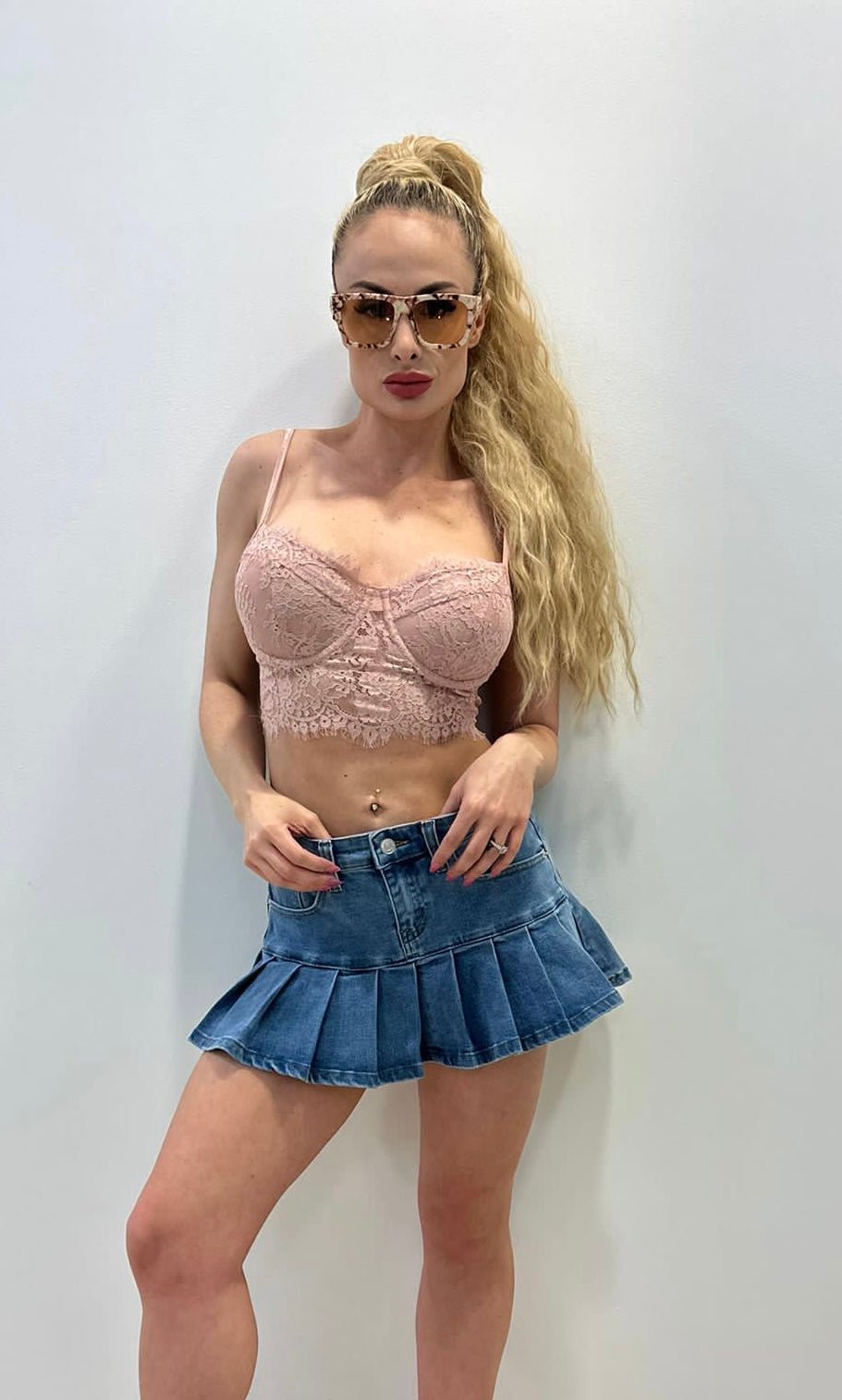 Lace Basic Tank Top Pink – Feminine Lace Crop Top Essential