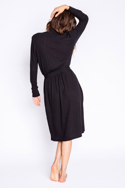 Textured Essentials Black Robe