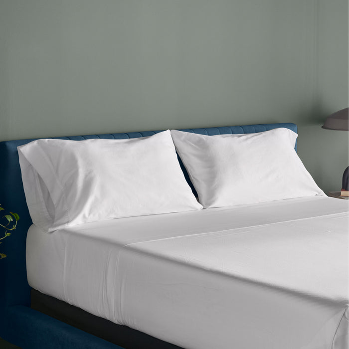 Room setting 2 featuring Tempur-Adapt White Queen Luxe Egyptian Cotton Pillowcases