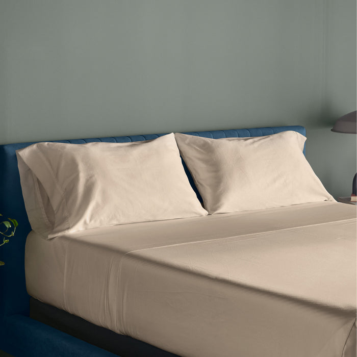 Room setting 2 featuring Tempur-Adapt Sandstone Queen Luxe Egyptian Cotton Pillowcases